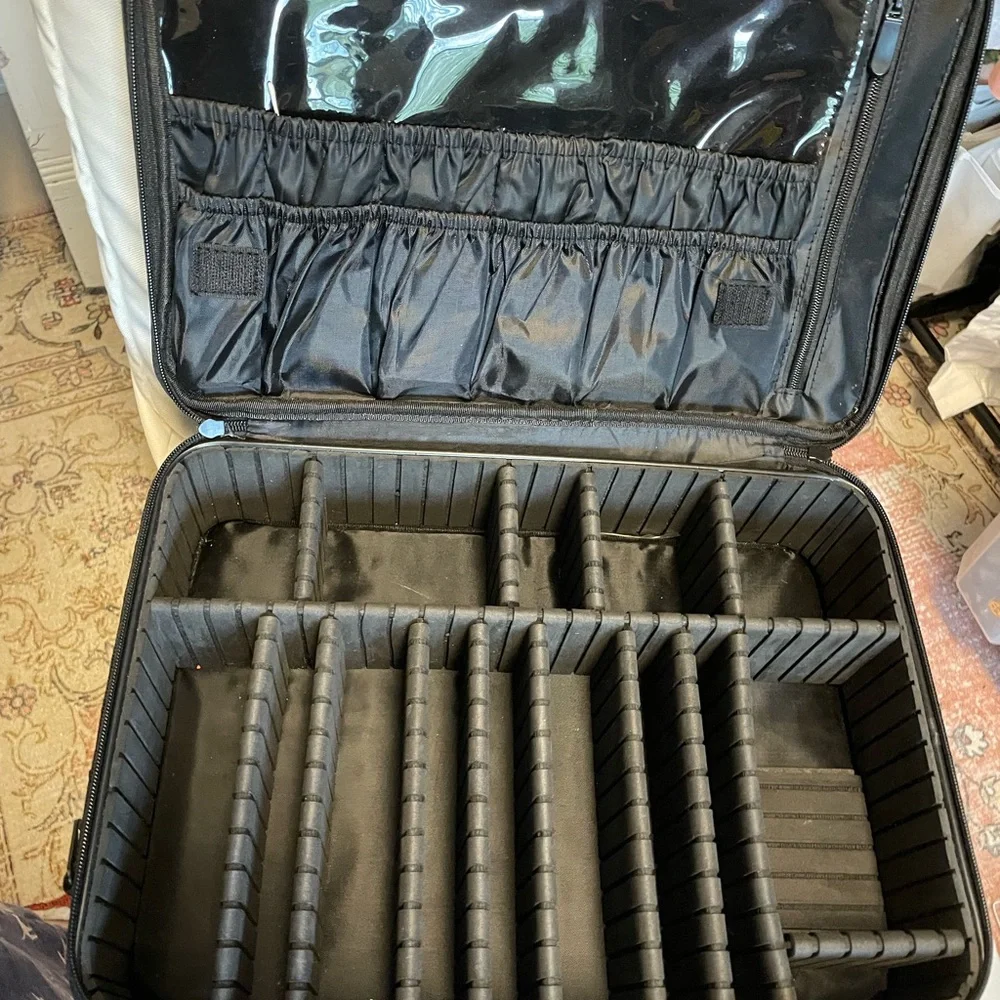 Elegant Gray Makeup Organizer Case